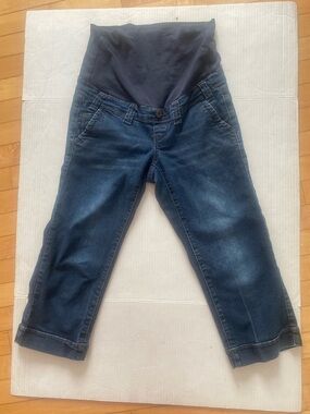 THYME Maternity Dark Blue Denim capris Jeans with Stretch Panel Size X-Small